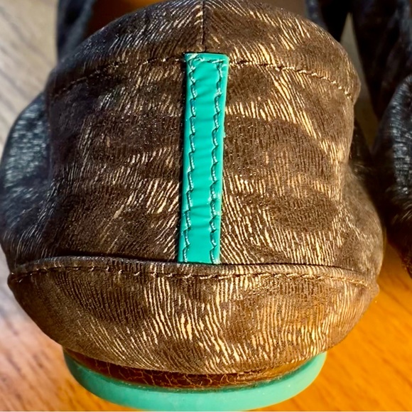 Black Leopard Limited Edition Tieks Size 12 New in Box - Picture 6 of 13